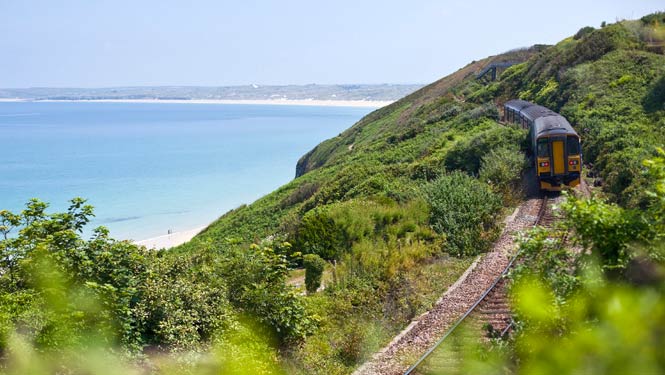 Train-from-Carbis-Bay-to-St-Ives